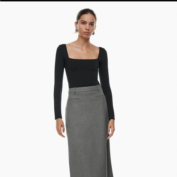 Babaton Contour Squareneck Hip Longsleeve - Picture 1 of 4